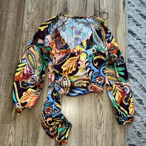 NEW! Zara Colorful Floral Long Sleeve Wrap Top - Picture 6 of 10